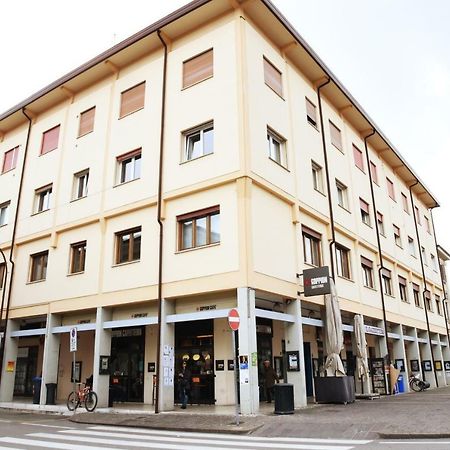 Cozy 5 People Apartament Mogliano Veneto Exterior photo